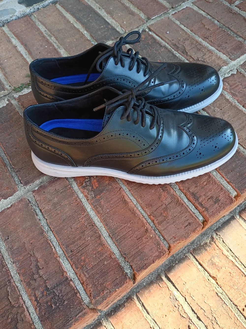 Men's Reaction Kenneth Cole Black Wingtip Dress Sneakers NWOT